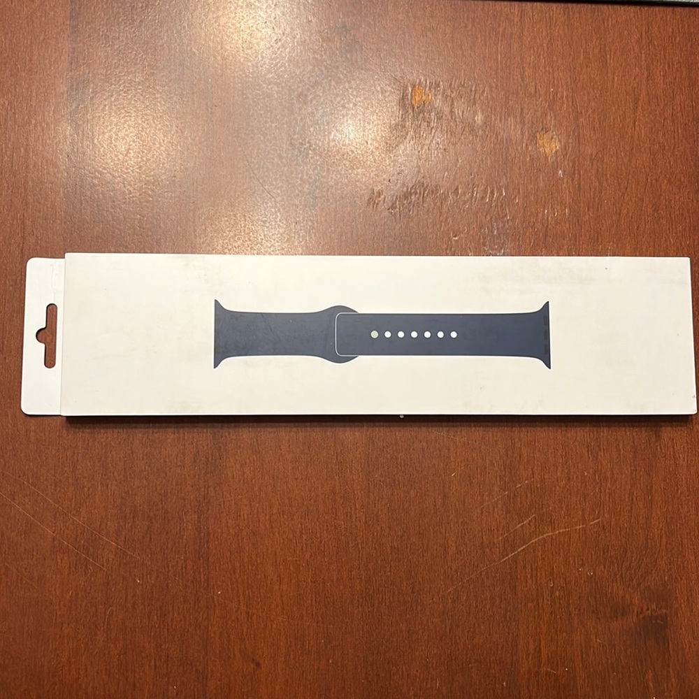 Apple Watch 44mm deep navy sport band